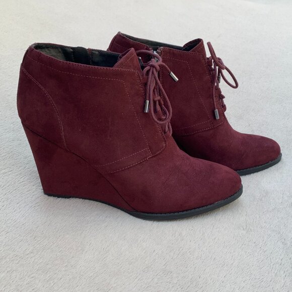 Franco Sarto Lennon Faux Suede Wedge Booties Sz 7.5 - Picture 2 of 16